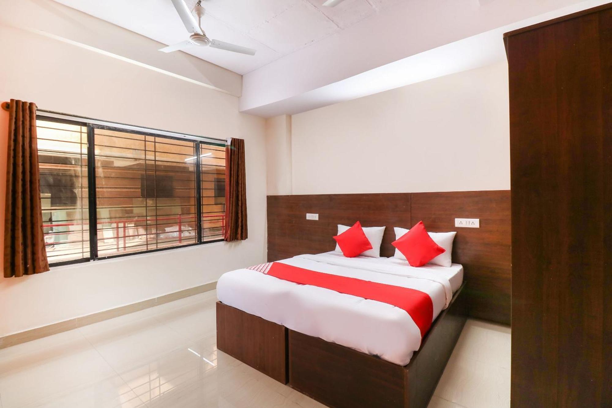 Hotel O The Royal International Hotel Bangalore Exterior photo